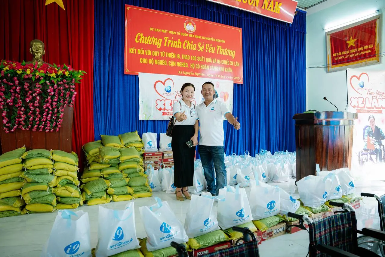 Hình ảnh bàn chơi tài xỉu và xóc đĩa tại Lucky88