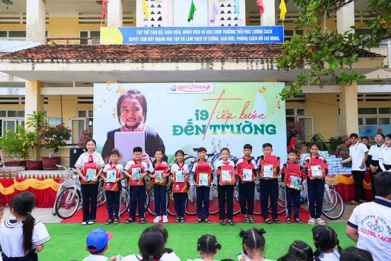 Ưu điểm nổi bật của lucky88 tốt nhất: Đa dạng trò chơi, rút tiền nhanh chóng, khuyến mãi hấp dẫn